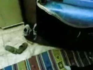 गर्म त्रिगुट के साथ  ...