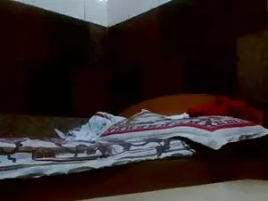 लैटिना उसे गीला बिल् ...