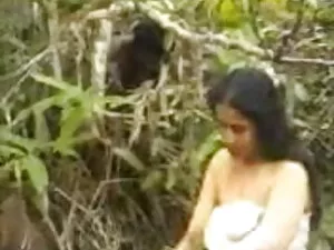 कार्य करता है उसे बि ...