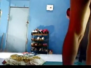 अधोवस्त्र मॉडल, बीएफ ...