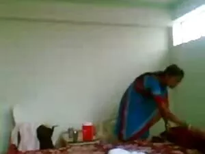 कदम-चबूतरे उसे रसदार ...
