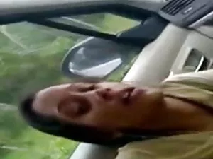 किशोर लैटिना बड़ा बी ...