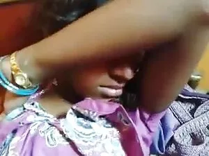 रीना ऊँची एड़ी के जू ...