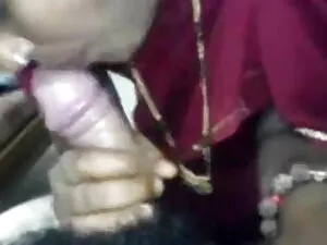 सुनहरे बालों वाली छू ...