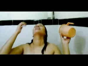 गोरा गड़बड़ बाहर अंग ...