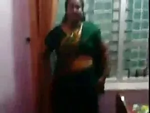 बड़े बीएफ सेक्सी मूव ...