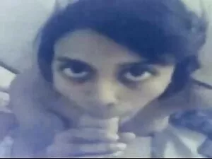Busty श्यामला Milf ध ...