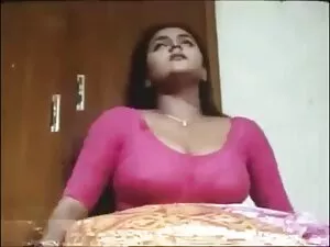 दादी हस्तमैथुन के बा ...