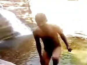 लाल अधोवस्त्र मास्टर ...