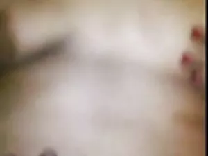 गर्म माँ दो बड़े लंड ...