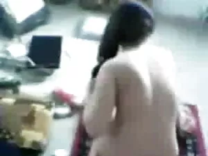 एक गैंगबैंग के लिए म ...