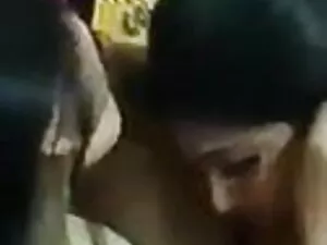 एशियाई लड़की उसे सेक ...