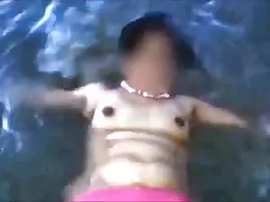 युवा CoEd में काम मद ...